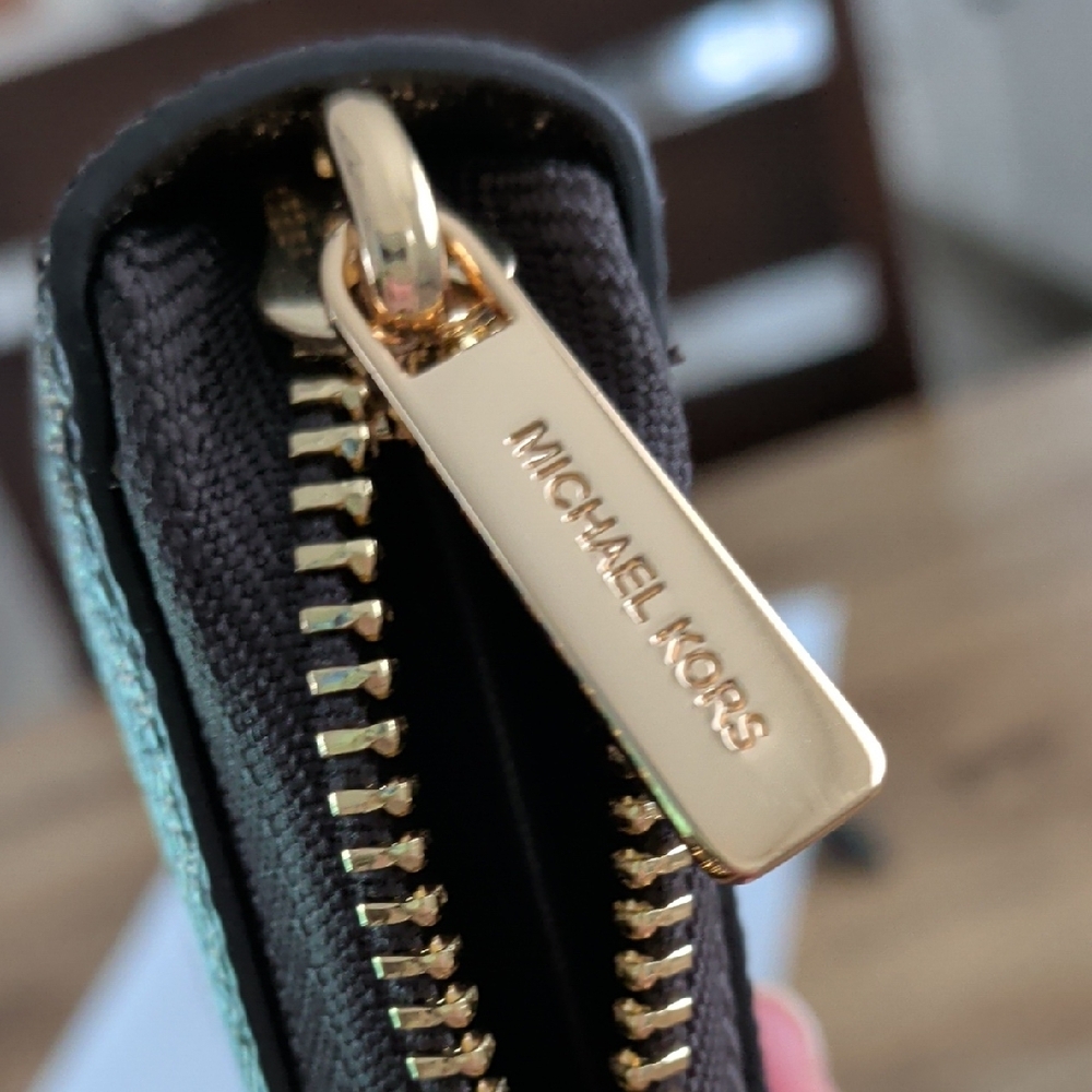 NWT Michael Kors Jet Set Brown and Gold Wallet - Picture 5 of 5